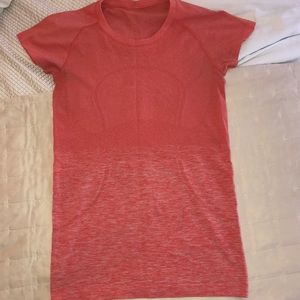 Lululemon Swiftly Tech Short Sleeve